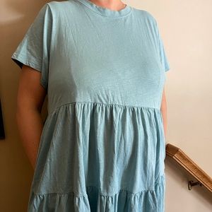 Old Navy tiered dress with pockets